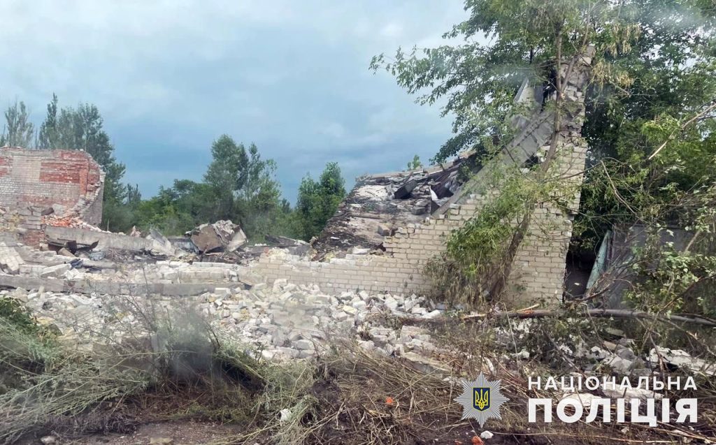 Окупанти обстрілювали Донеччину з авіації, РСЗВ «Смерч», «Ураган», «Град» і артилерії