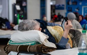 Допомога переселенцям: суворіші правила та послаблення від “Ощадбанку”