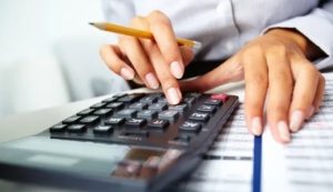 ФОПам підвищать податки й повернуть перевірки: коли це станеться