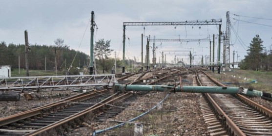 Залізні відбудовують станції Святогірськ і Форпостну