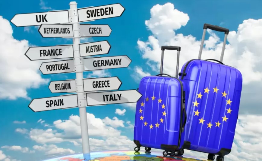 В’їзд до “безвізової” Європи стане платним із 2024 року