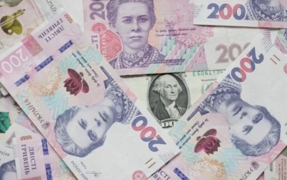 Як перевести гроші в Україну з-за кордону: три способи