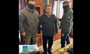 Сповіщав росіян про переміщення ЗСУ і надсилав координати шахт, залізниць та лікарень – мешканцю Донеччини загрожує до 15 років ув’язнення