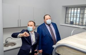 Скільки грошей Україна заробила на платних камерах в СІЗО