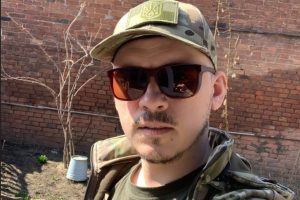 Антон Оборозний: У Бахмут їздив, допоки його не закрили