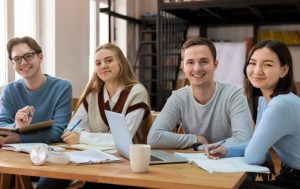 Українські студенти можуть отримати виплату у розмірі 10 тисяч євро: що відомо