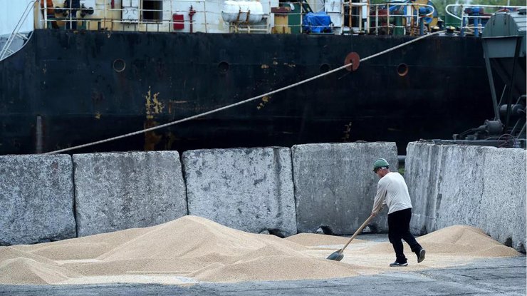 росія оголосила про вихід з зернової угоди