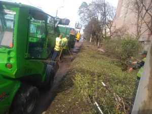 У Слов’янську продовжується ліквідація наслідків обстрілу (фото)
