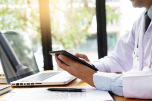 У Центрі первинної медико-санітарної допомоги Словʼянська почав працювати кабінет телемедицини