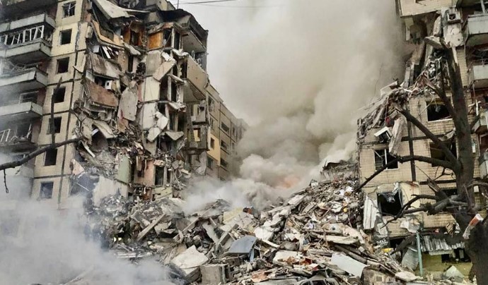 Поблажок не буде: зруйнований будинок – не привід не платити комуналку