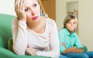 Чому не варто «жити» в новинах та як це впливає на кожну людину під час війни