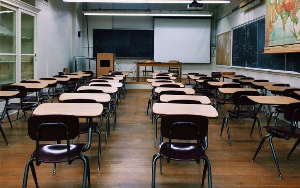 Чи будуть довготривалі канікули в школах: у Міносвіти пояснили, від чого це залежить