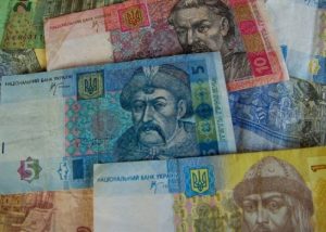 Встигніть обміняти: з 1 жовтня з обігу виведуть деякі монети і купюри