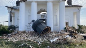 На Донеччині обстрілом понівечений Свято-Георгієвський храм, якому 200 років: що відомо про церкву та які руйнування