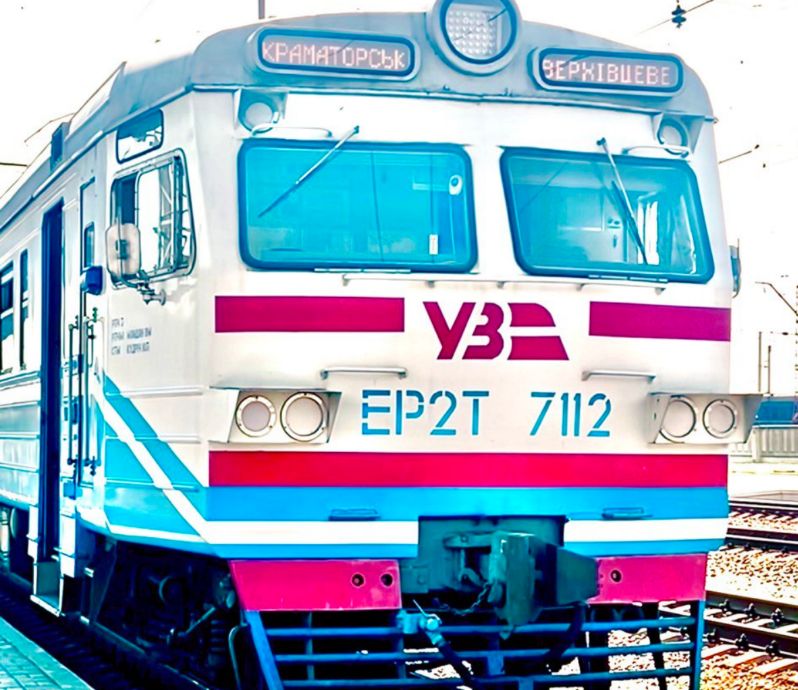 Перший електропоїзд вирушив до Дніпра!