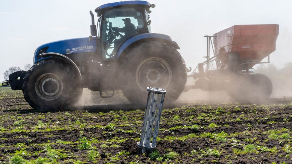 Розмінування полів на Донеччині: скільки сільгосппідприємств та фермерських господарств потребують обстеження