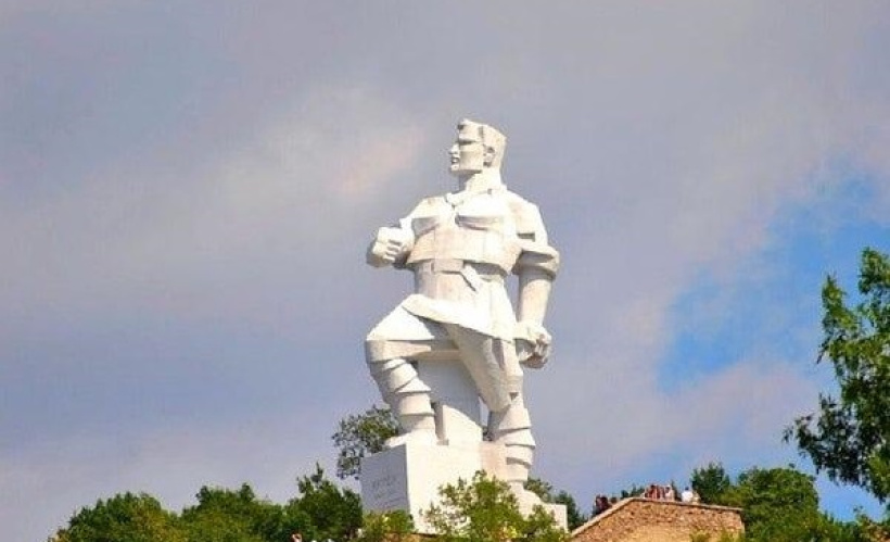 Пам’ятник у Святогірську отримав нову назву і може дати початок музею тоталітарного минулого та потрапити до списку Світової спадщини ЮНЕСКО