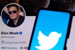 Соцмережа Ілона Маска Х стає платною: хто та скільки має заплатити