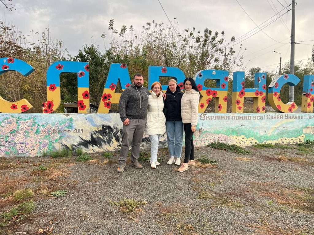 Обʼєднана бригада дитячих лікарів провела прийом у Словʼянську та Краматорську