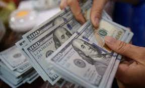 В Уряді хочуть зобов’язати українців декларувати купівлю валюти