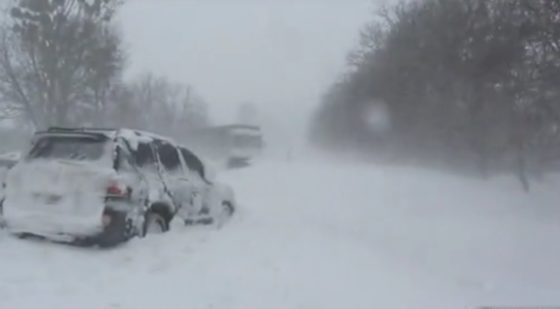Потужний циклон залишив Україну. Коли знову очікувати сніг