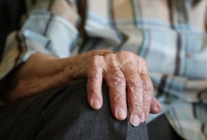 Пенсії переселенцям: чи треба проходити ідентифікацію в 2023 році