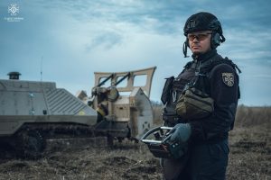 Моя професія не дає права на помилку, бо це може коштувати життя”, – механік-водій-сапер механізованої групи розмінування Донець Ігор