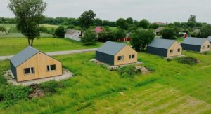 Сім’ям переселенців пропонують роботу та власний будинок на Чернігівщині: як зареєструватись