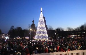 У Слов’янську на центральній площі встановлять ялинку