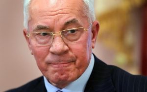 Експрем’єр-міністру Азарову оголосили підозру в діяльності на користь РФ