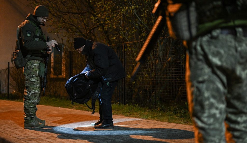 Комендантська година в Україні: які правила діють та яке покарання готують порушникам