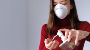 В Україні нові мутації COVID: скільки їх та чим загрожують