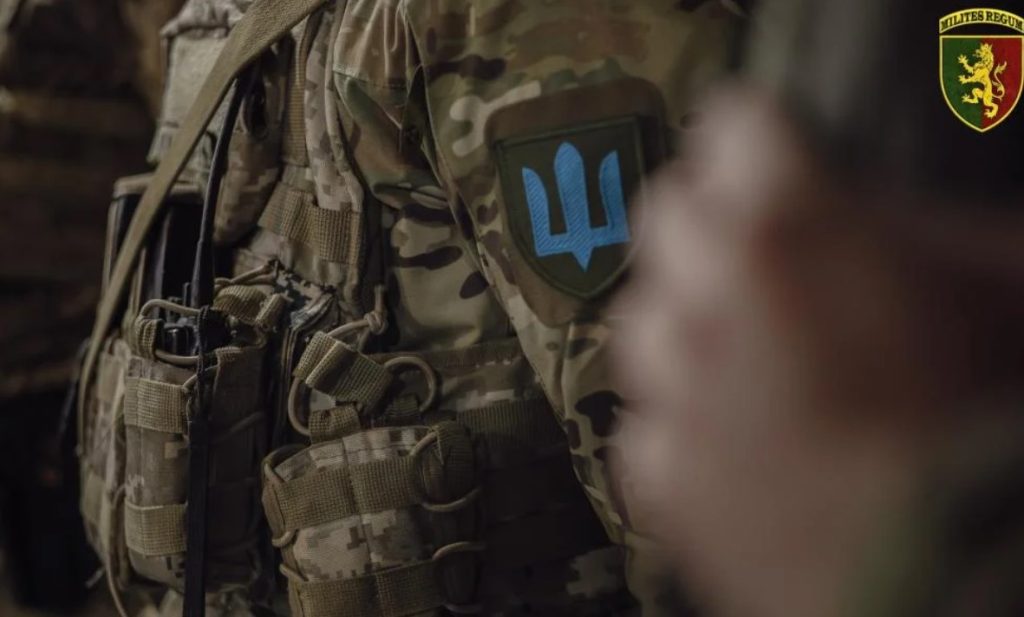 Війна не закінчиться за 2-3 тижні, воювати – обов’язок кожного чоловіка, – офіцер