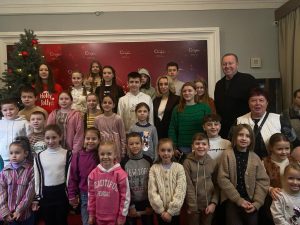 Для дітей з Донеччини проходить цикл новорічних та різдвяних заходів по всій території України