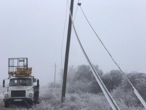 Через негоду у деяких районах Слов’янська досі немає світла