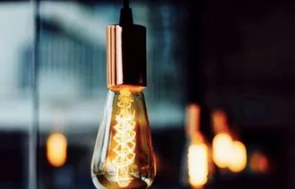 Через дефіцит електроенергії Україна знову попросила допомогу в Європи