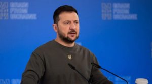 Деокупувати Крим буде легше, ніж Донбас – Зеленський