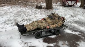 На Бахмутському напрямку прикордонники отримали від волонтерів дрон для евакуації поранених з поля бою