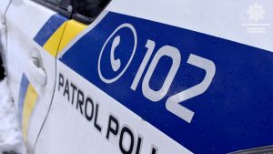 Предмет, схожий на пістолет, виявили патрульні у нетверезого водія