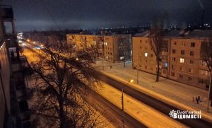 Відновлення вуличного освітлення у Слов’янську: ще одна вулиця ввечері сяє вогнями
