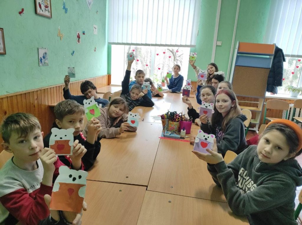 До санаторно-оздоровчого центру соціальної реабілітації «Смарагдове місто» прибули на навчання та оздоровлення 160 учнів