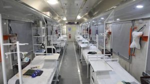 “Укрзалізниця” виводить на колії ще 4 медичні вагони для евакуації поранених бійців ЗСУ