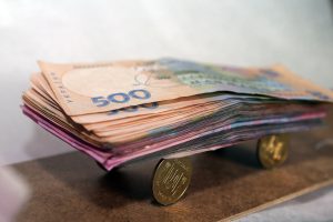 Українці почали забирати гроші з банків: НБУ оприлюднив статистику по депозитам