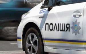 У Словʼянську патрульні поліцейські повернули додому дідуся, який загубився