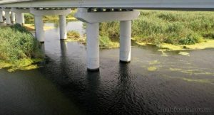 На Харківщині намагаються не допустити потрапляння нафтопродуктів у річку Сіверський Донець