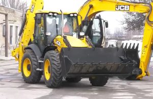 11 одиниць комунальної техніки отримала сьогодні Донеччина від наших партнерів з USAID