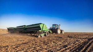 “Лінія зіткнення перемістилась, “сіра зона” збільшилась”. На Донеччині засіють на 37 тис. гектарів менше, ніж торік