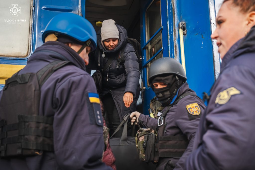 З 23 березня розпочинається безкоштовна евакуація до територіальних громад Рівненської області!