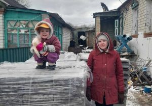 Понад 100 домогосподарств Слов’янської громади отримали паливні брикети