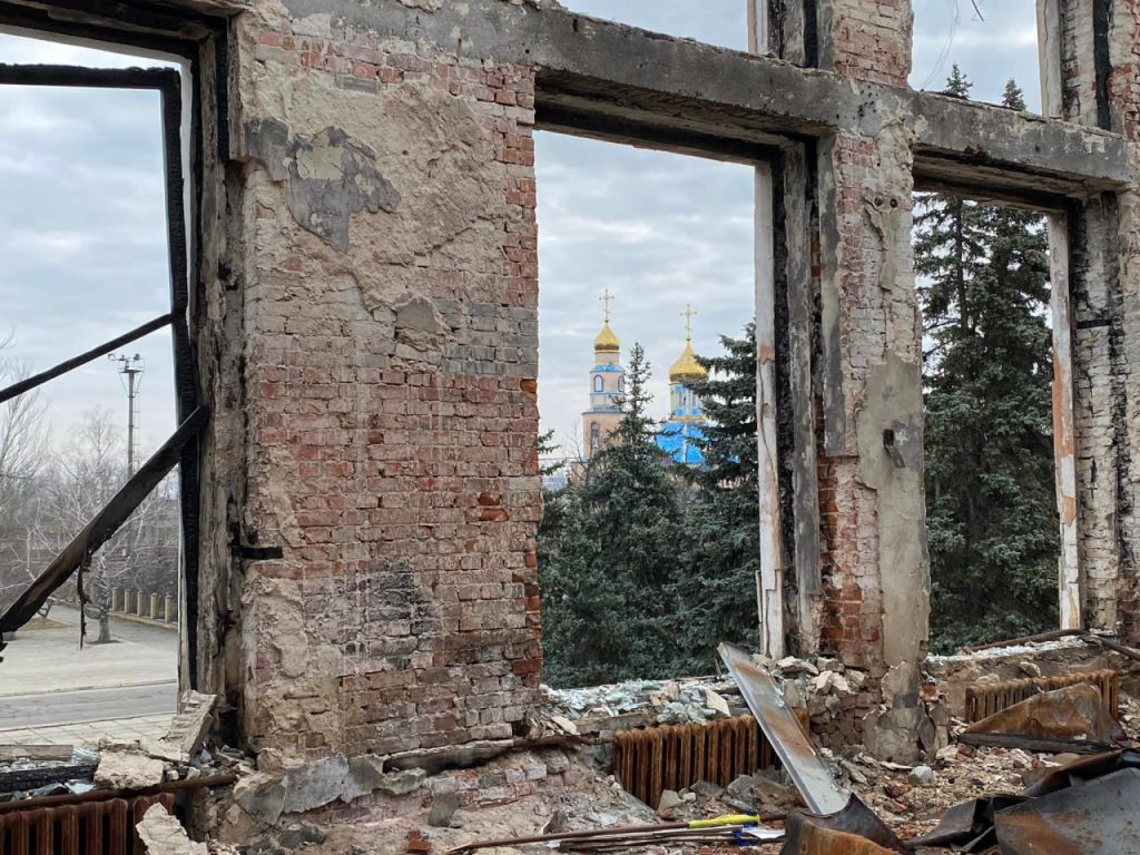 Як сьогодні виглядає колишній «Будинок культури» у Лимані: фото